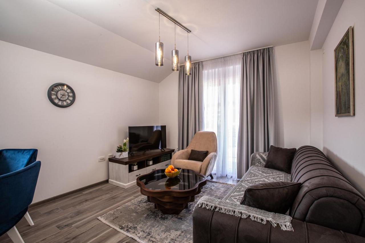 Rest Apartments Nikšić Bagian luar foto
