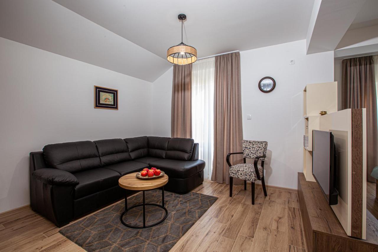 Rest Apartments Nikšić Bagian luar foto
