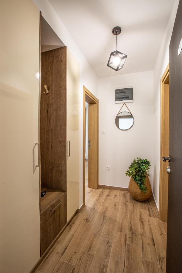 Rest Apartments Nikšić Bagian luar foto